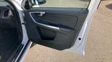 Volvo Xc60 D4 [190] SE Lux Nav 5dr Geartronic Diesel Estate